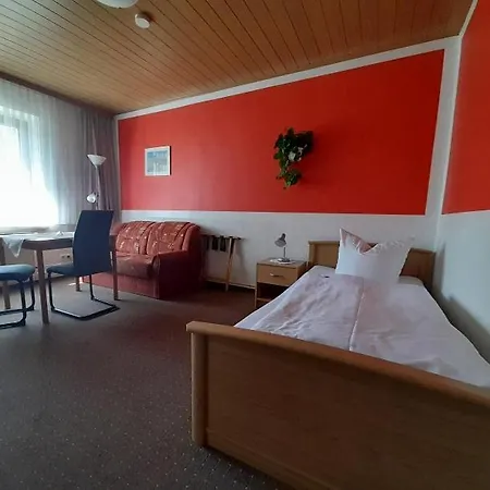 Am Stadtwall 2*
