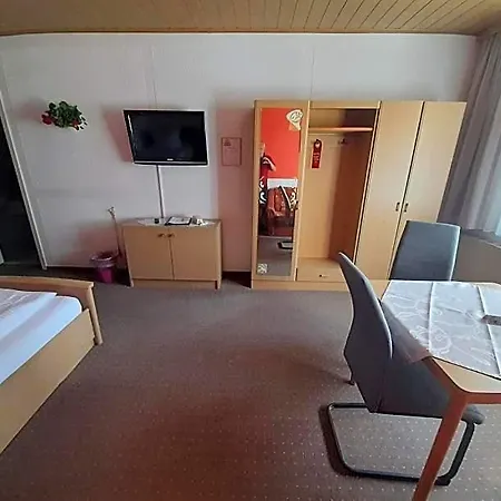 Am Stadtwall 2* Anklam